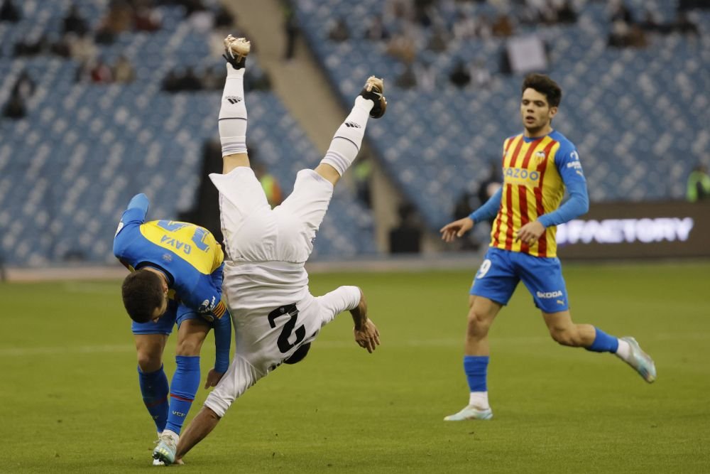 Real Madrid s-a calificat &icirc;n Supercupa Spaniei după ce a &icirc;nvins-o pe Valencia la penalty-uri! Thibaut Courtois a fost salvator