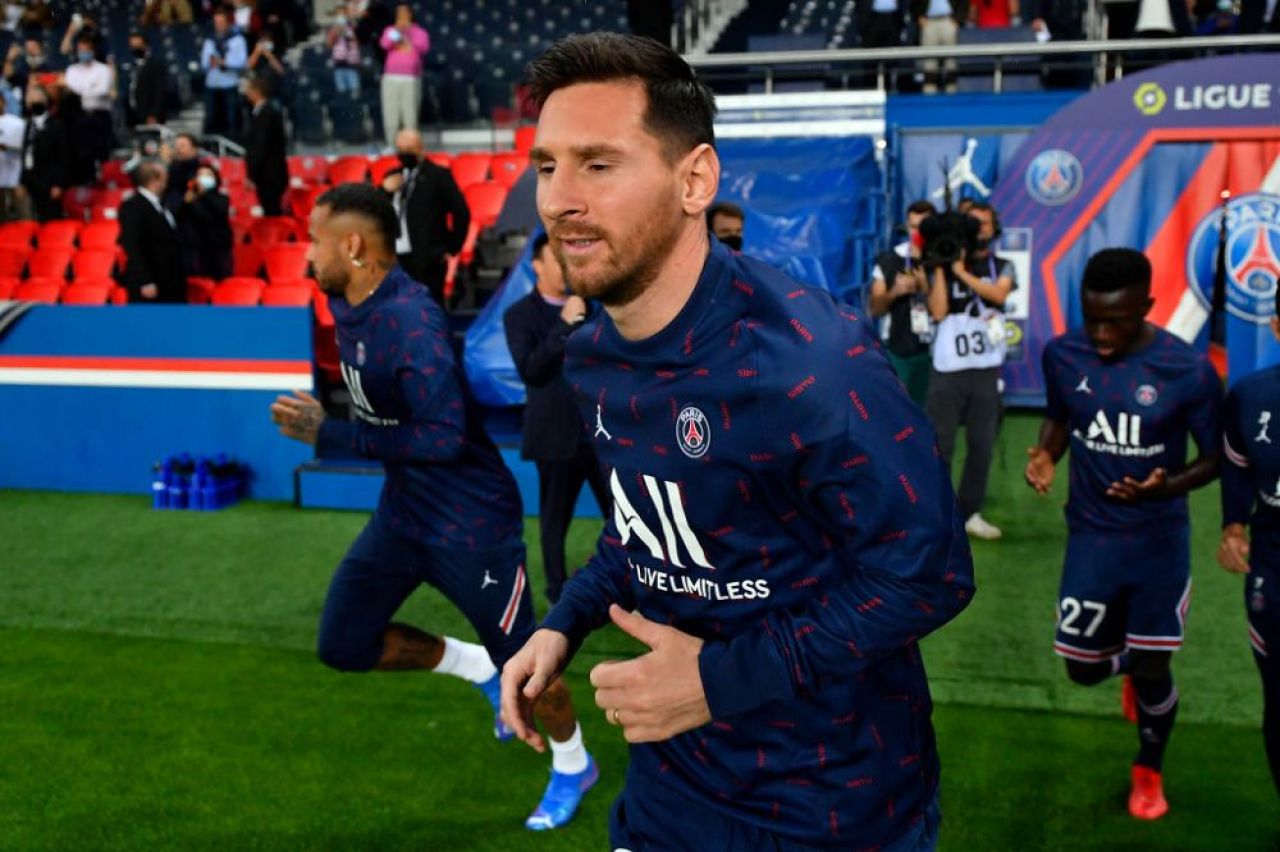 Barcelona a publicat intenționat contractul lui Messi: „Nu poți fi atât de bun cu șobolanul ăsta! Piticul hormonal ne datorează viața!” _7