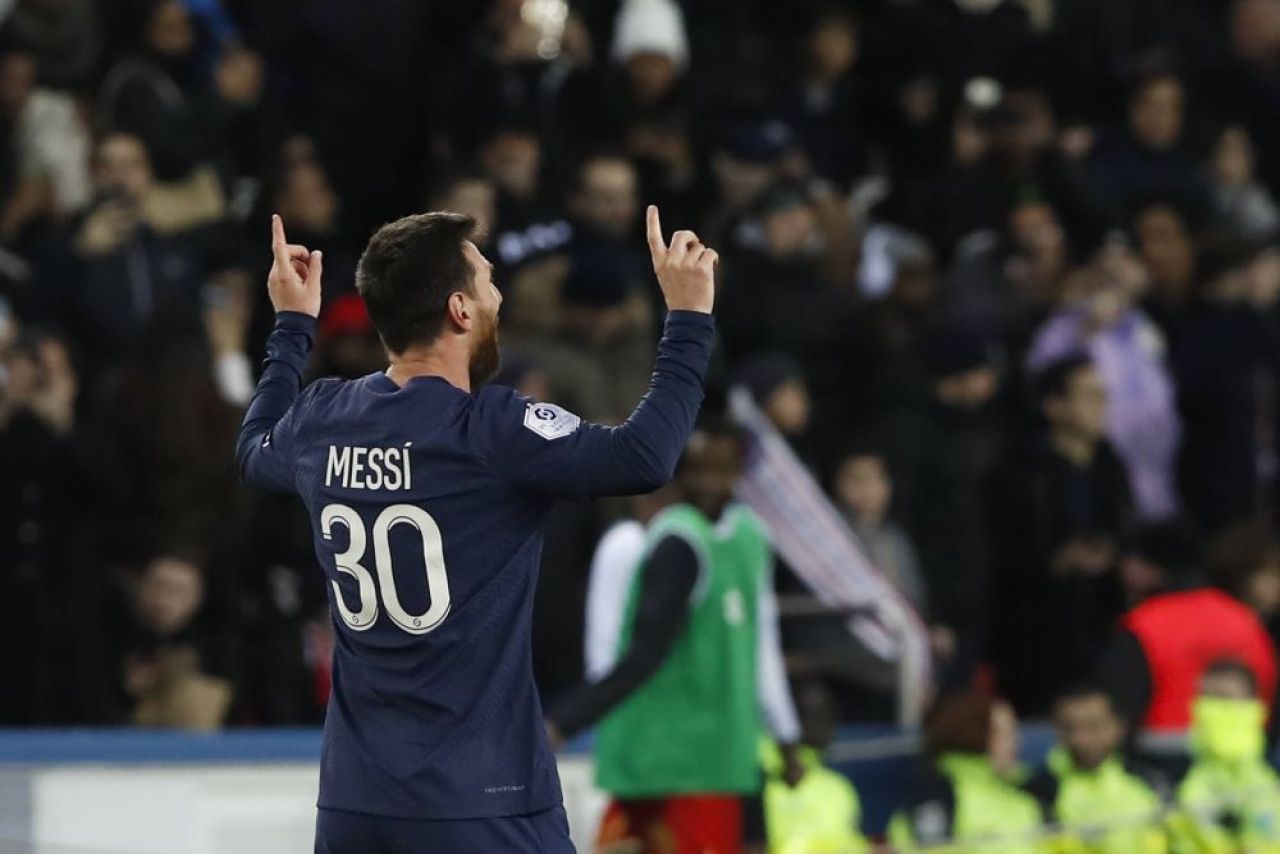 Barcelona a publicat intenționat contractul lui Messi: „Nu poți fi atât de bun cu șobolanul ăsta! Piticul hormonal ne datorează viața!” _15
