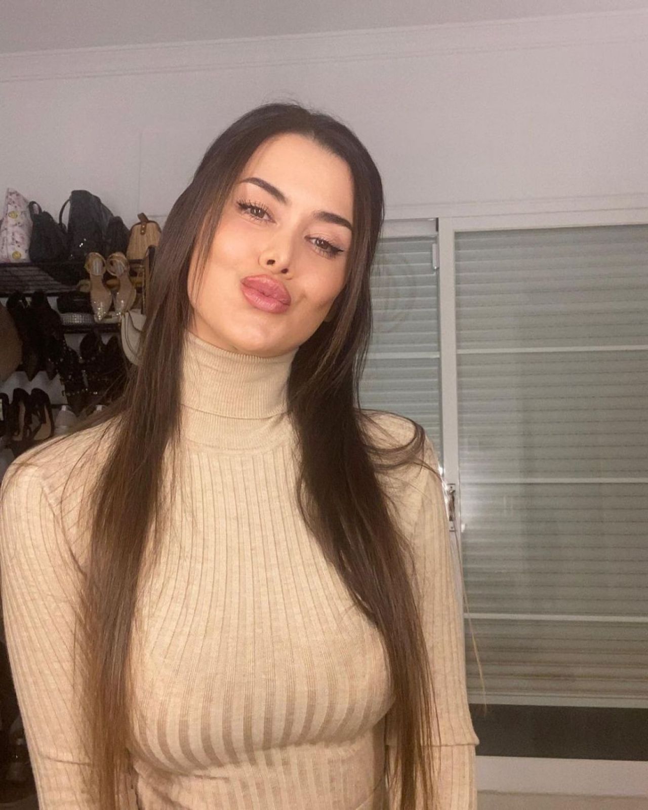Eva Padlock e noua senzație din MotoGP: „Scot în evidență ceva înnăscut în mine!” Cheia succesului pentru fotomodelul spaniol _17