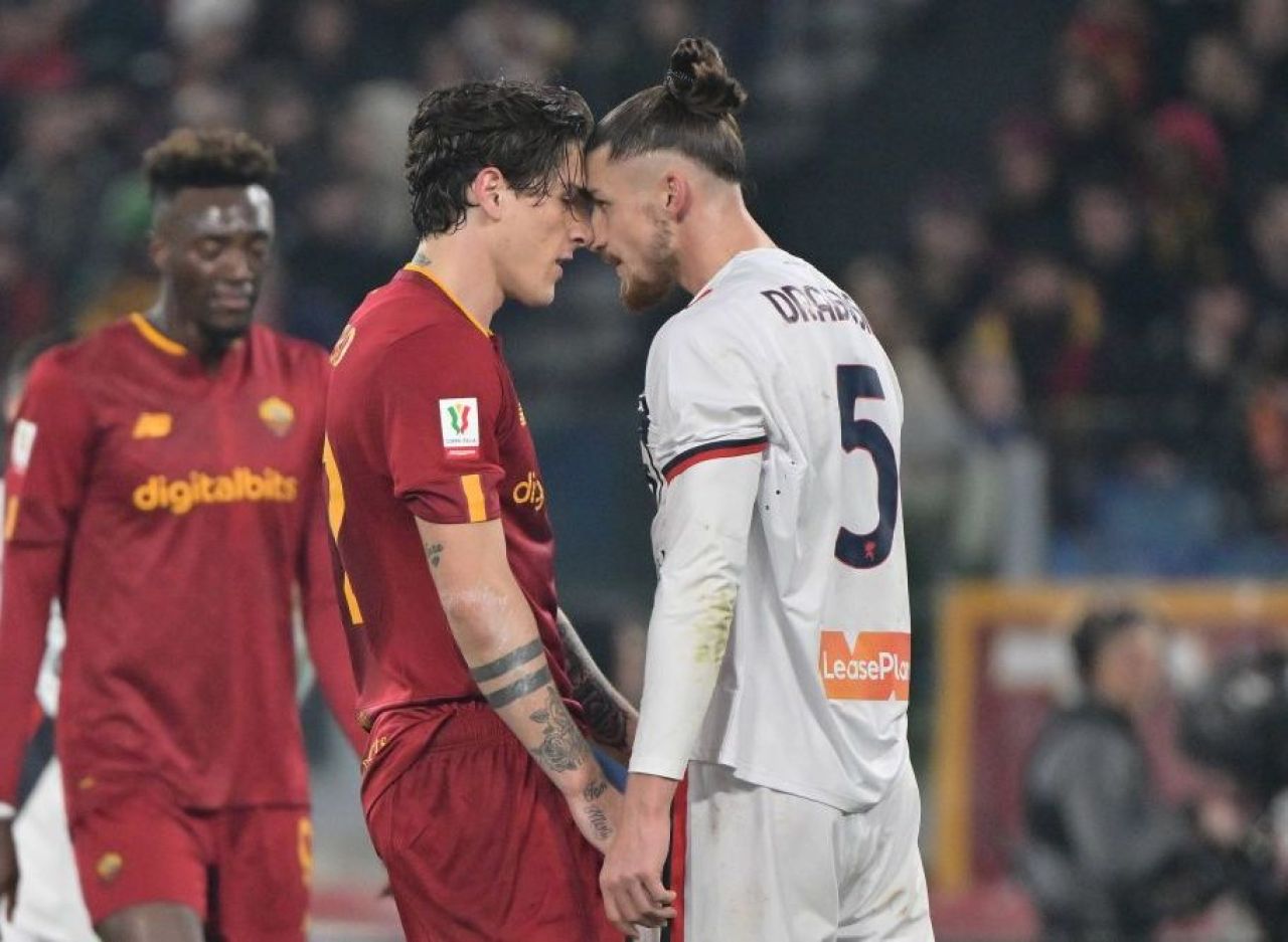 Radu Drăgușin l-a pus la respect pe starul lui Jose Mourinho de la AS Roma! Notele primite de român în meciul din Cupă_2