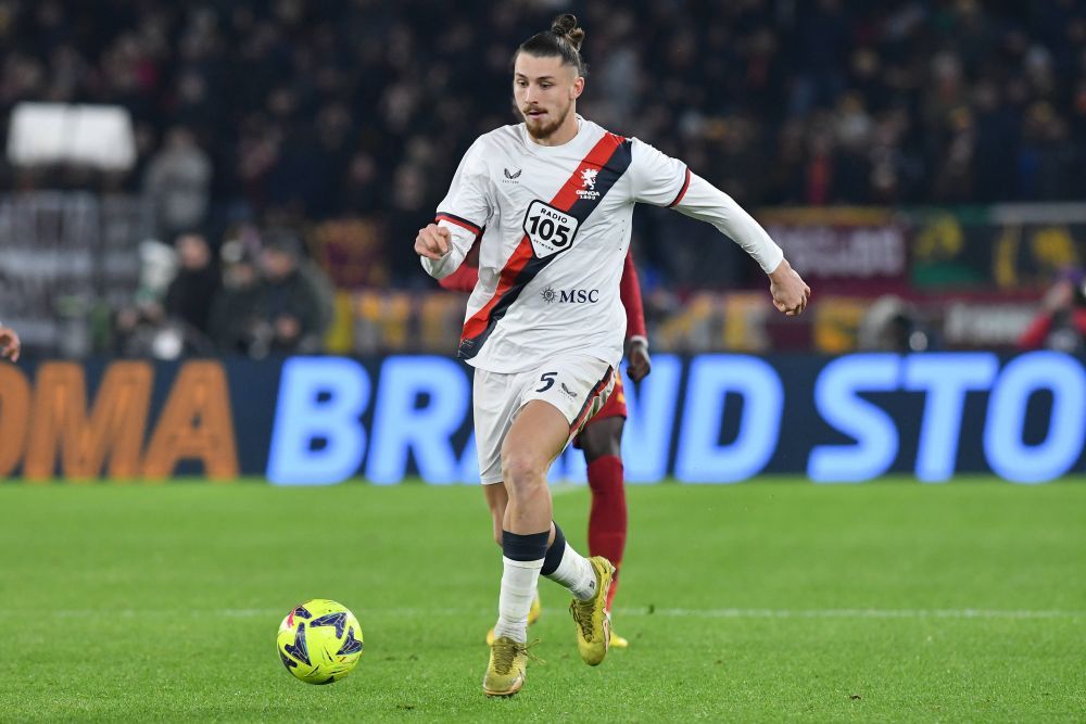 Radu Drăgușin l-a pus la respect pe starul lui Jose Mourinho de la AS Roma! Notele primite de român în meciul din Cupă_6