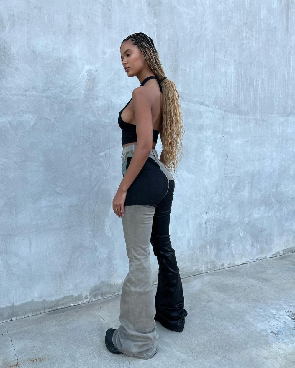 Lewis Hamilton a fost 'prins' cu iubita secretă! Se iubește cu bomba sexy care i-a luat mințile lui Kanye West _39