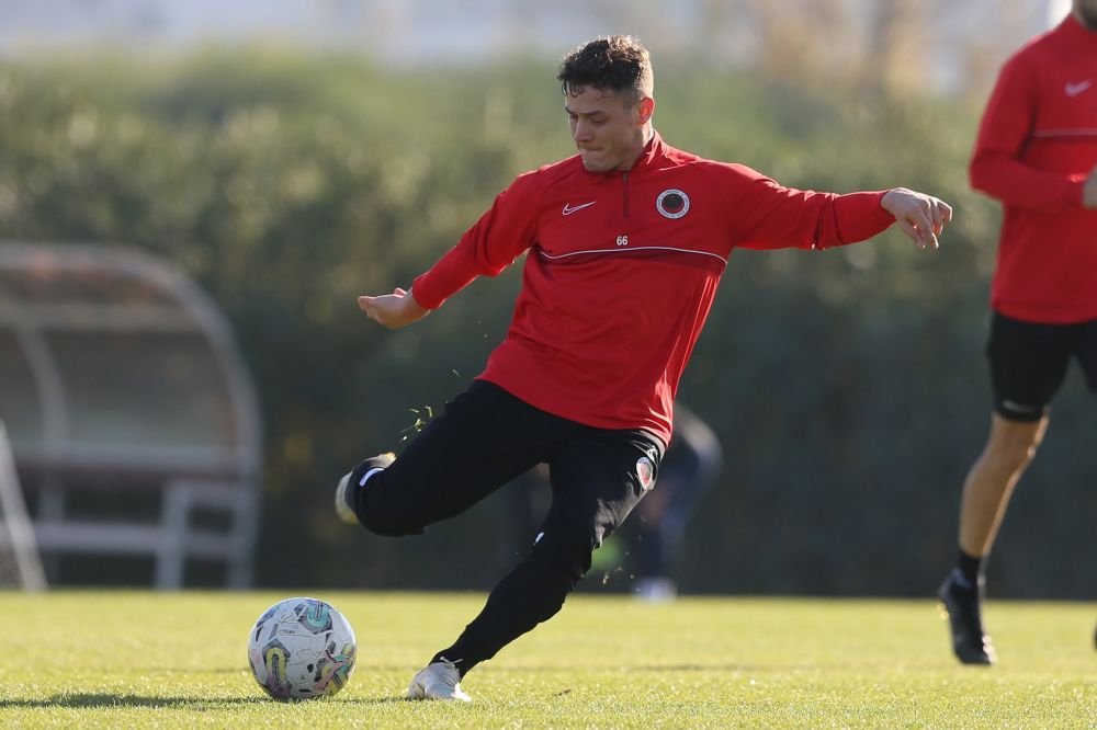 Gata, Gabi Torje începe treaba! ”Tricolorul” cu 57 de selecții la națională debutează la fosta campioană a Turciei_6