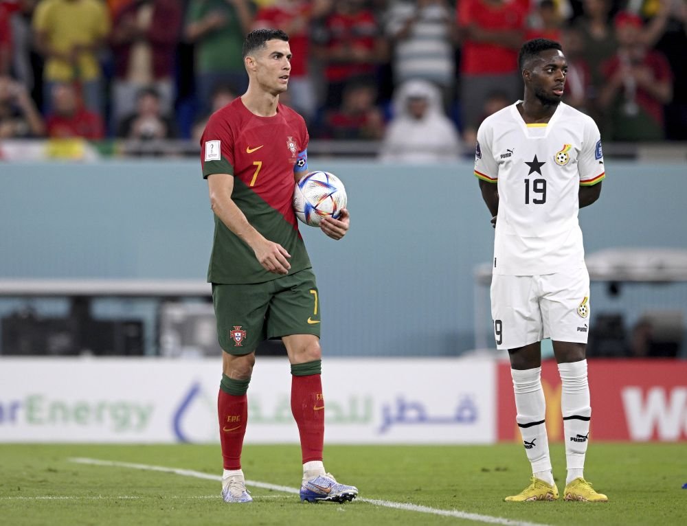 Antrenorul din La Liga care i-a luat apărarea lui Cristiano Ronaldo: „A făcut decizia corectă”_3