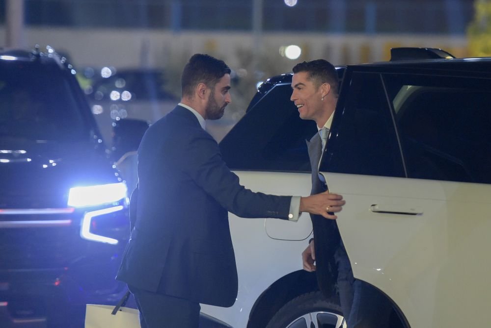 Antrenorul din La Liga care i-a luat apărarea lui Cristiano Ronaldo: „A făcut decizia corectă”_19