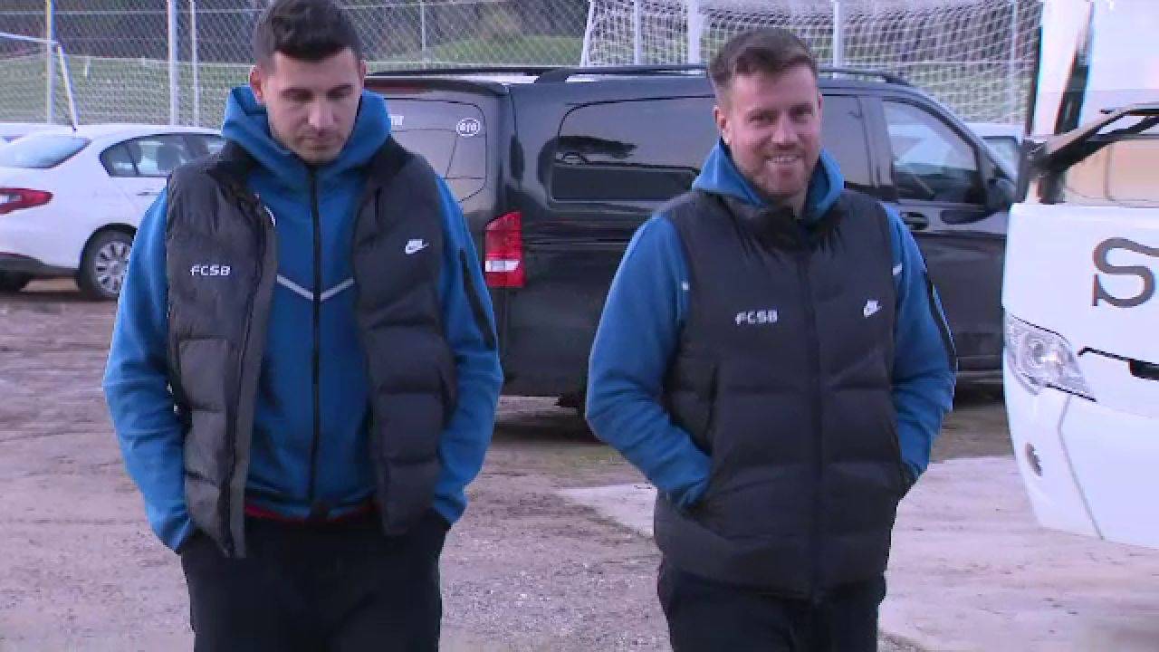 Mihai Pintilii i-a „spionat” pe oltenii lui Rotaru în cantonament! Reacție surprinzătoare la plecarea de la stadion_1