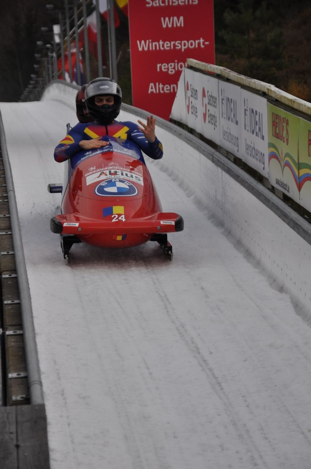 Două medalii pentru România la Campionatele Mondiale de Bob U23 de la Winterberg!_3