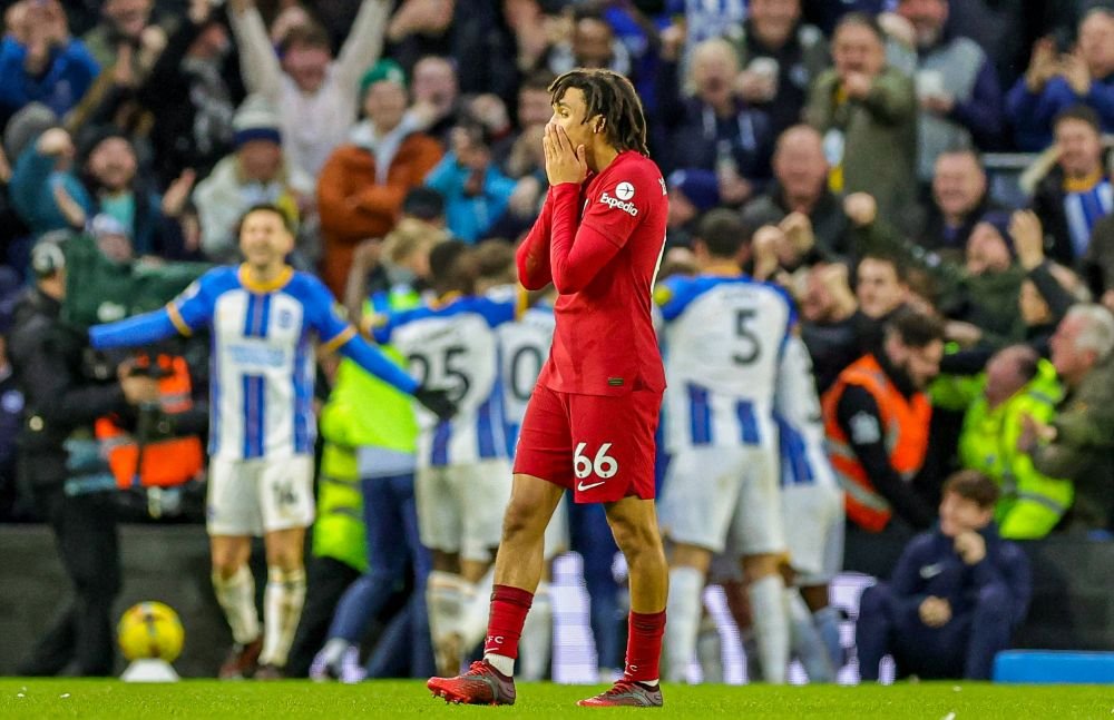 Liverpool, bătută la scor de neprezentare în Premier League. Antrenorul adversarilor este chiar un fost jucător de la CFR_6