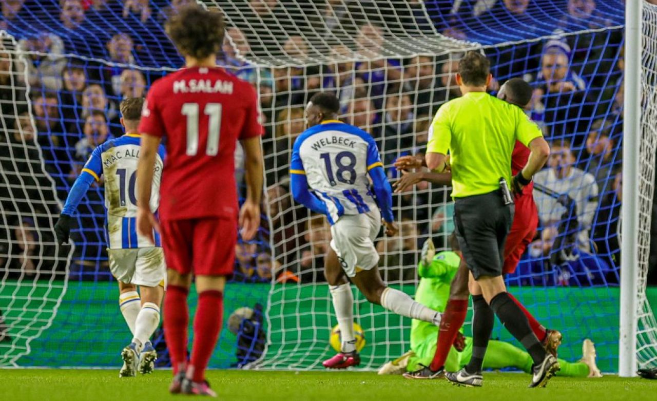 Liverpool, bătută la scor de neprezentare în Premier League. Antrenorul adversarilor este chiar un fost jucător de la CFR_12