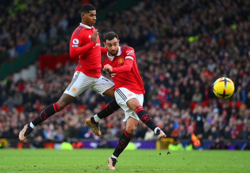 Reacția virală a lui Peter Cech după golul controversat marcat de Bruno Fernandes în derby-ul din Manchester_2