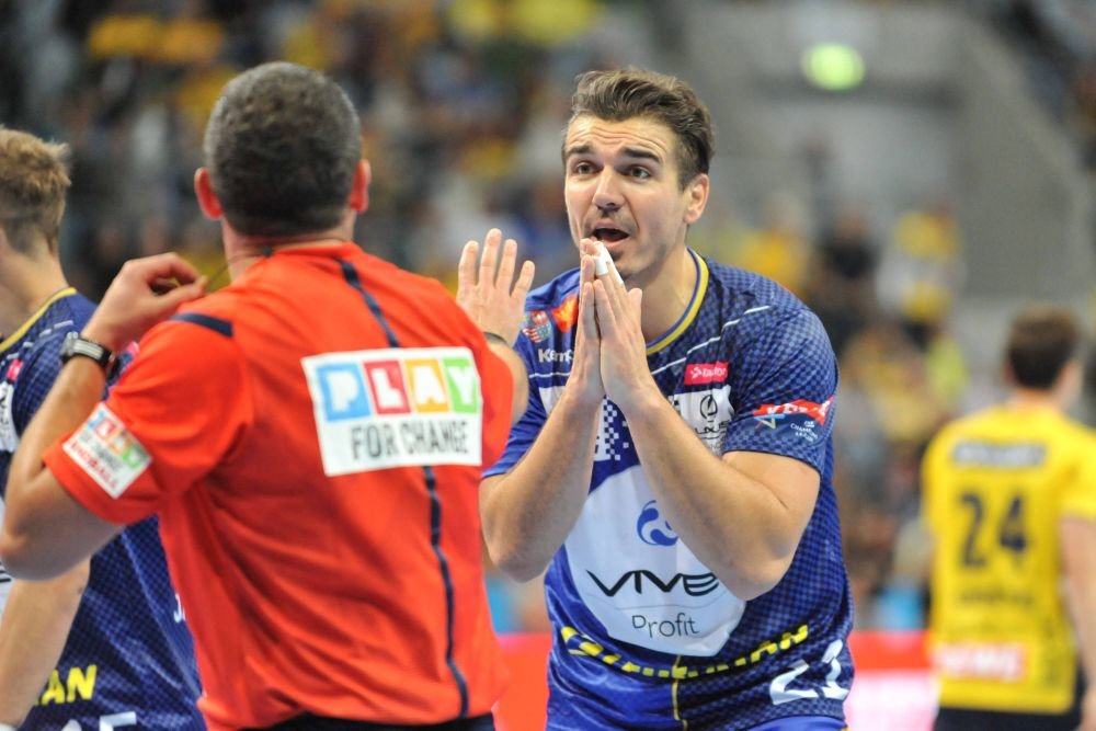 Scandal uriaș! Mai mulți arbitri de la Mondial, acuzați că au aranjat meciuri importante _4