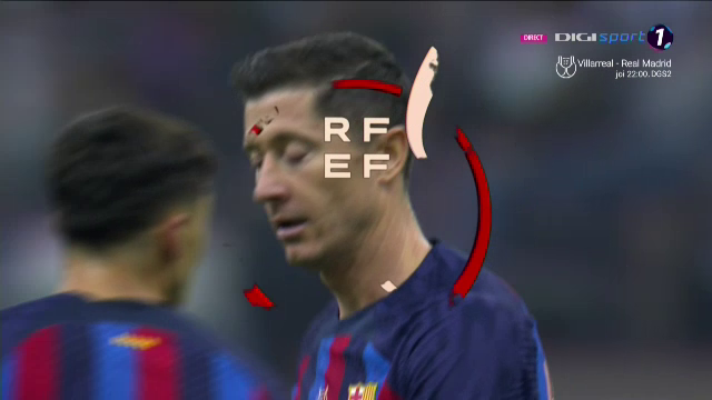 Cât pe-aci să despice bara în două! Lewandowski a zguduit stâlpul porții cu șutul ăsta_16