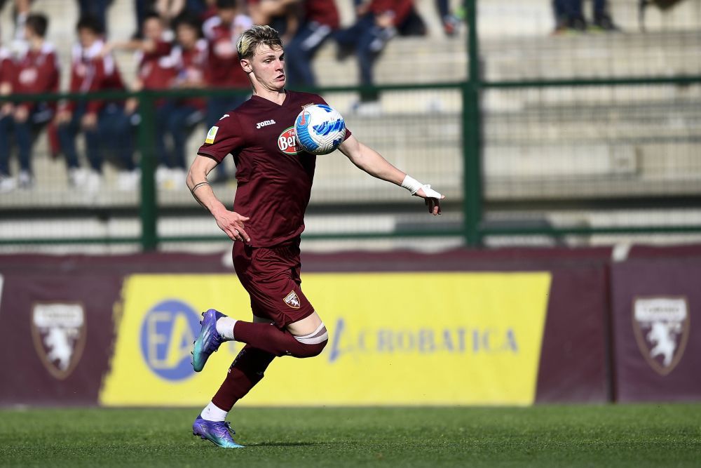 Atacantul georgian cu cetățenie română trecut pe la Inter Milano a debutat cu gol la singura echipă invincibilă din Europa!_10