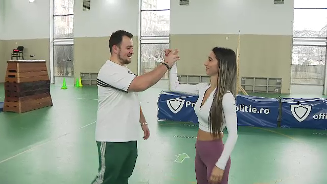Cea mai rapidă polițistă din România nu le dă nicio șansă hoților! :) Campioană mondială, Denisa are 5 medalii câștigate _8