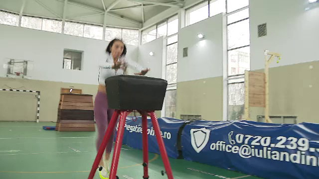 Cea mai rapidă polițistă din România nu le dă nicio șansă hoților! :) Campioană mondială, Denisa are 5 medalii câștigate _15
