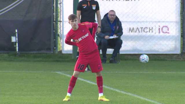 Gafă comisă după FCSB - Rakow 1-4. Cine au crezut polonezii că este antrenorul vicecampioanei_5