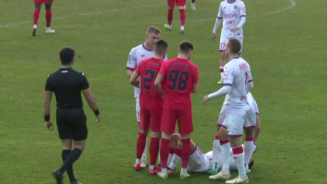 Gafă comisă după FCSB - Rakow 1-4. Cine au crezut polonezii că este antrenorul vicecampioanei_10