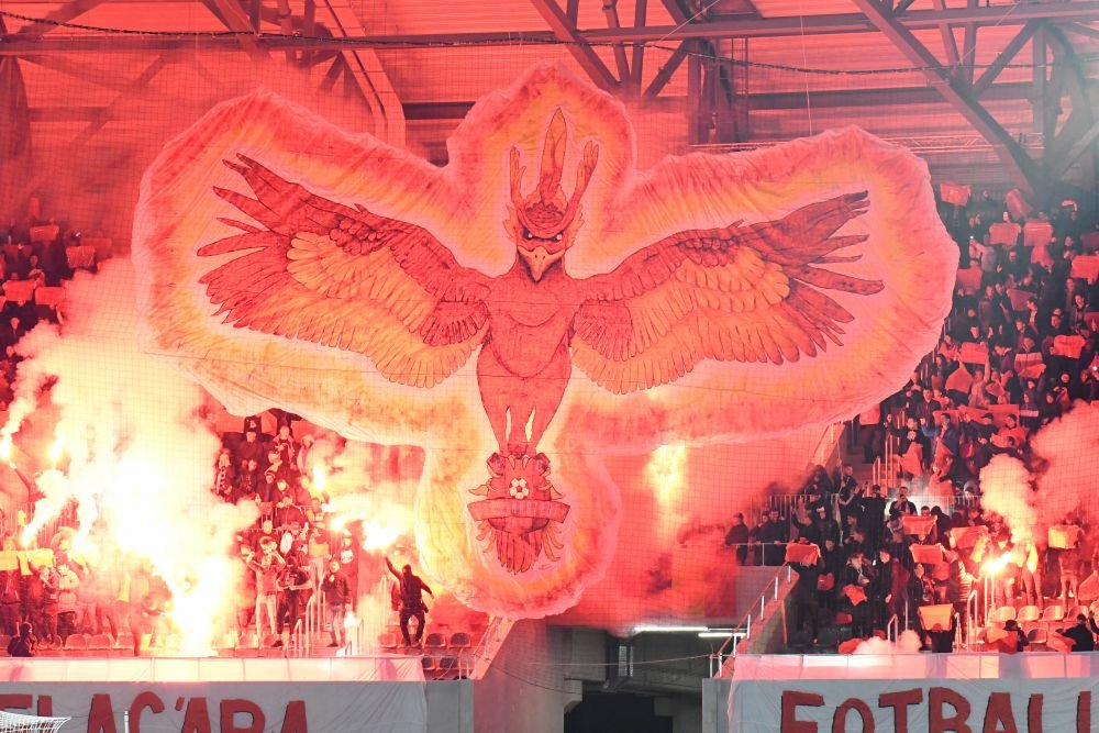 Fanii s-au plâns de prețurile ”piperate” ale biletelor pentru meciul cu FCSB, dar le-au cumpărat pe toate în câteva ore_3