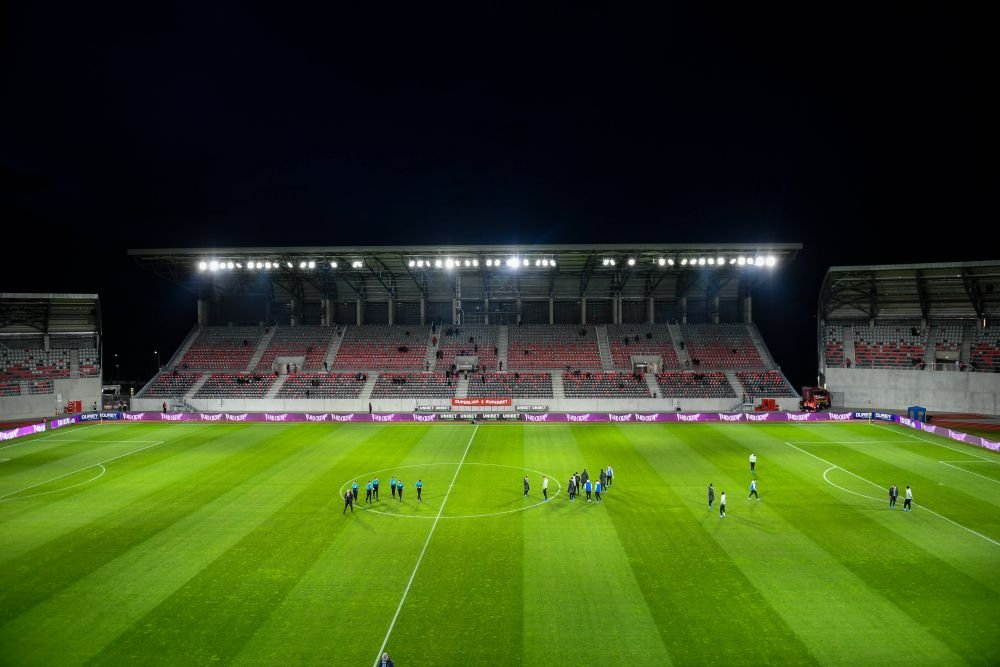 Fanii s-au plâns de prețurile ”piperate” ale biletelor pentru meciul cu FCSB, dar le-au cumpărat pe toate în câteva ore_15