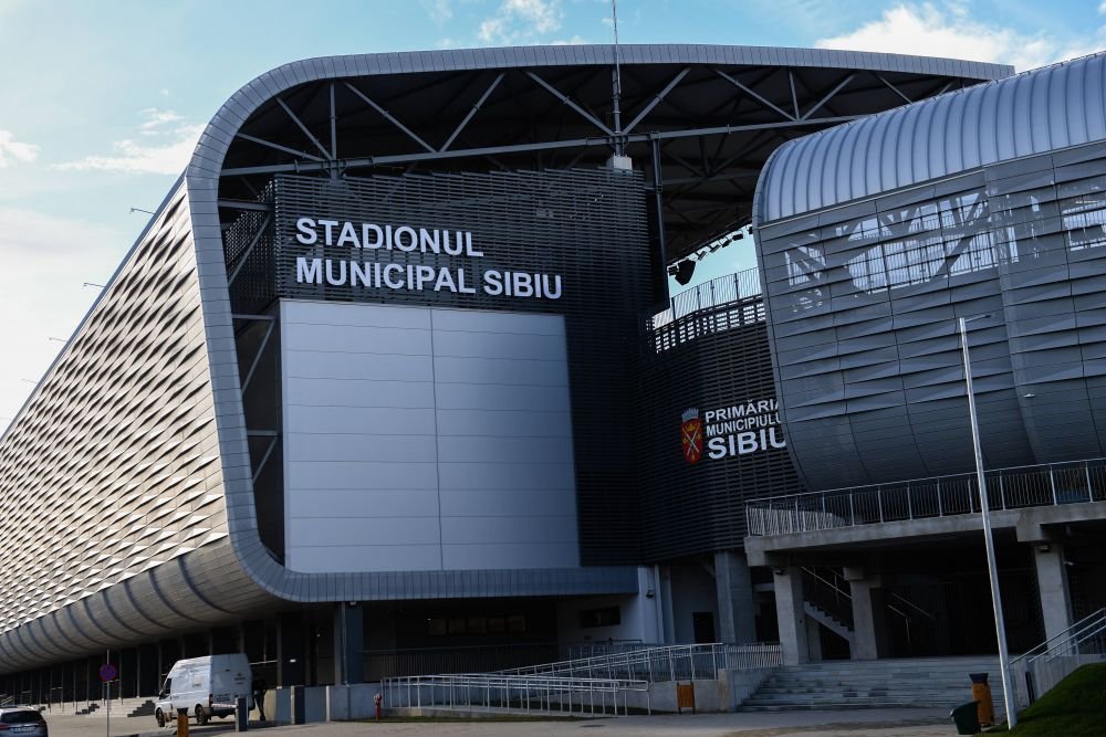 Fanii s-au plâns de prețurile ”piperate” ale biletelor pentru meciul cu FCSB, dar le-au cumpărat pe toate în câteva ore_18