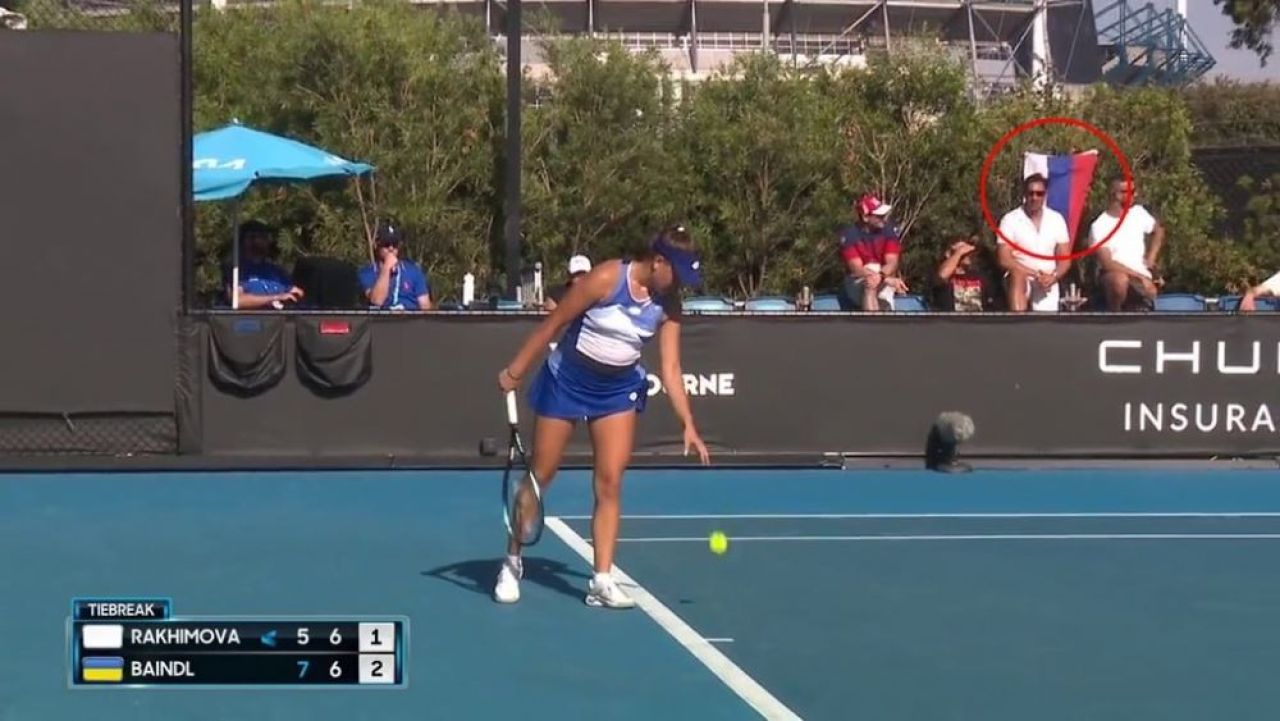 Australian Open a interzis steagurile Belarusului și Federației Ruse: fanii ruși au reacționat_9