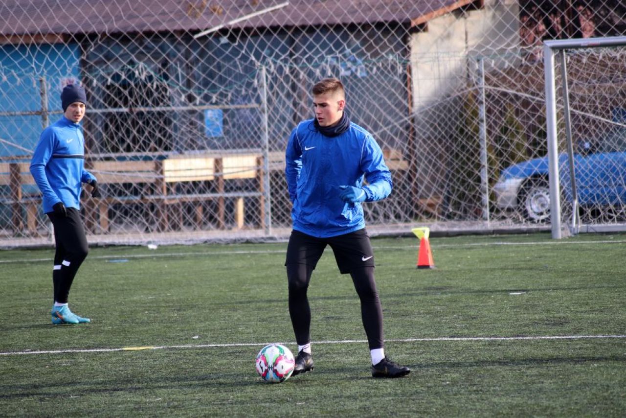 Progresul Spartac, lot cu o medie de vârstă sub 21 de ani și pregătire și amicale doar în București_10