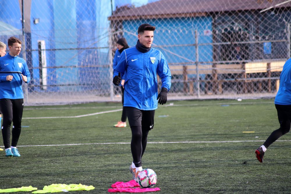 Progresul Spartac, lot cu o medie de vârstă sub 21 de ani și pregătire și amicale doar în București_14