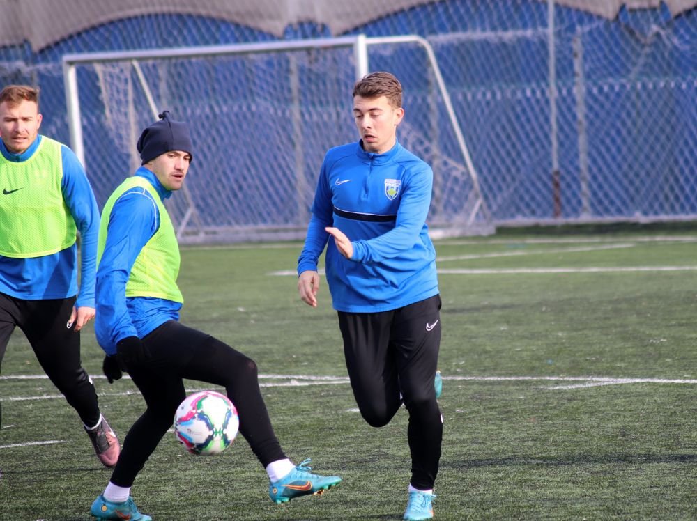 Progresul Spartac, lot cu o medie de vârstă sub 21 de ani și pregătire și amicale doar în București_21