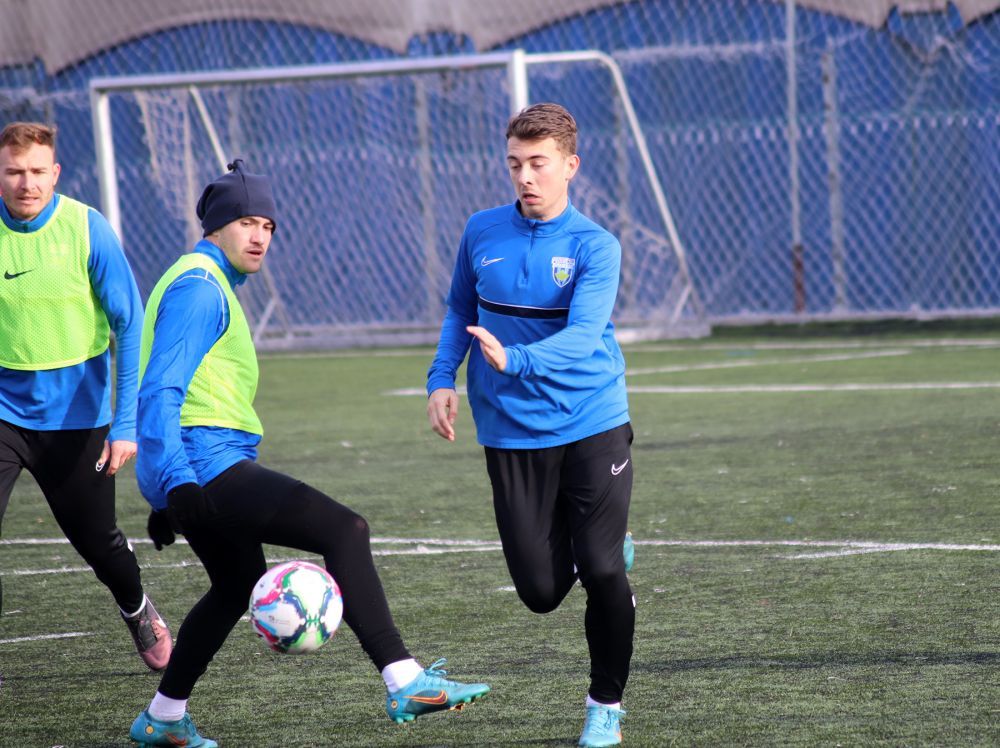 Progresul Spartac, lot cu o medie de vârstă sub 21 de ani și pregătire și amicale doar în București_21