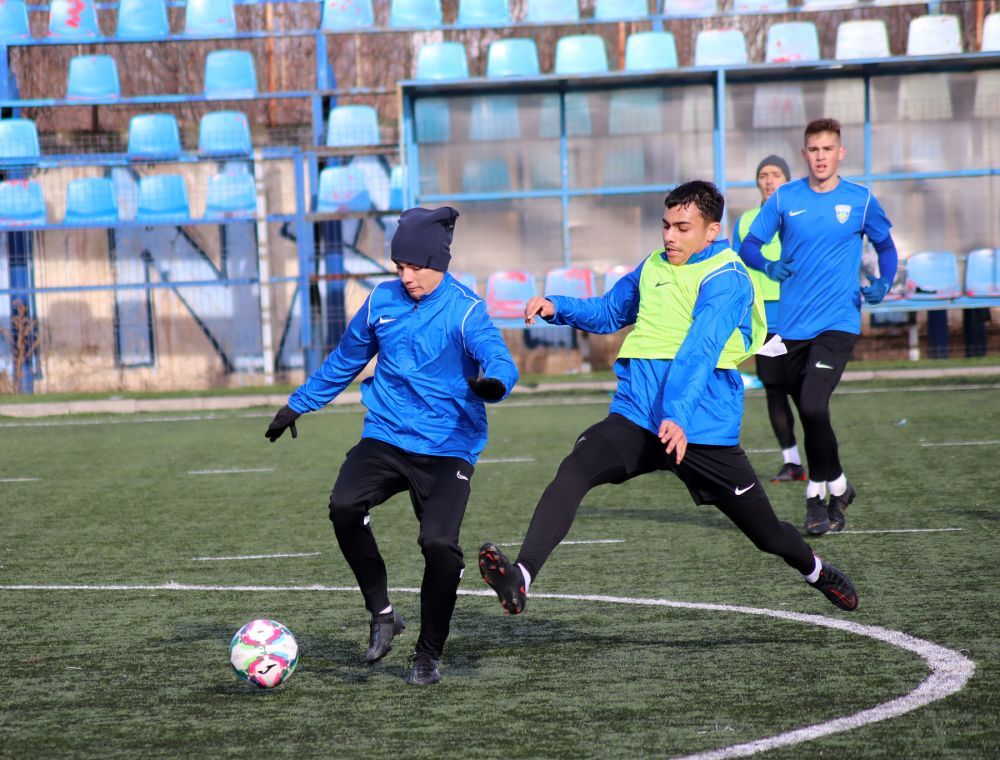 Progresul Spartac, lot cu o medie de vârstă sub 21 de ani și pregătire și amicale doar în București_37