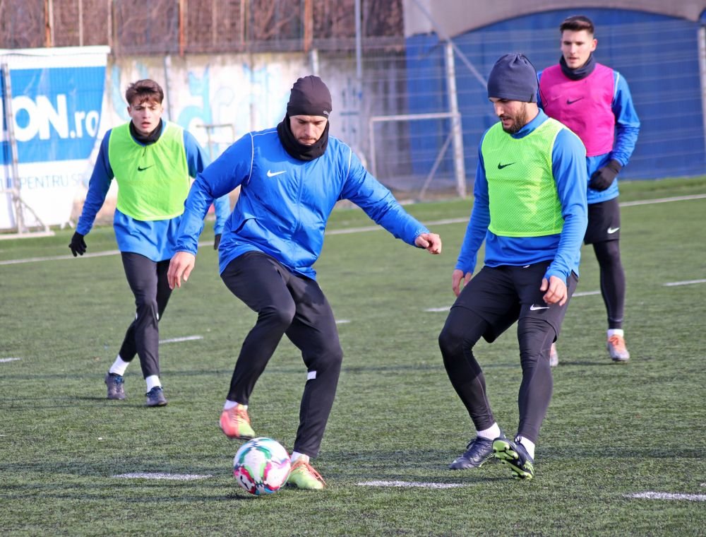 Stabilitate neobișnuită pentru România. Aceștia sunt fotbalistul și antrenorul care colaborează de 16 ani!_9