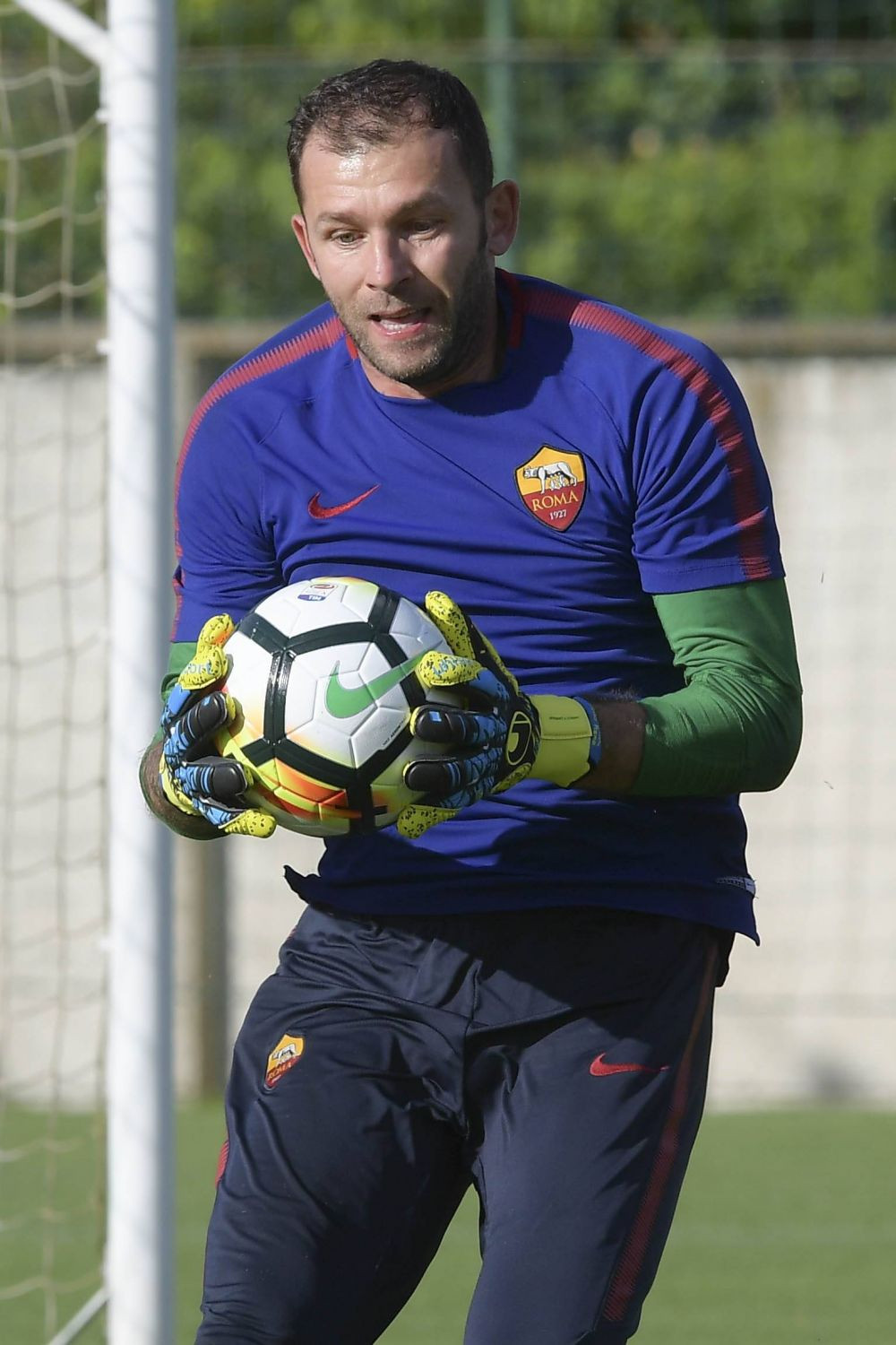 Bogdan Lobonț, la 45 de ani: 