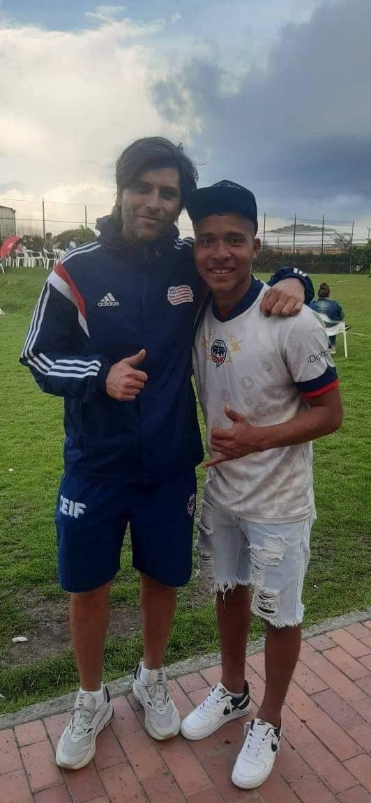 Ce face azi starul pe care FCSB a dat o avere: „Putea fi mai bun decât James Rodriguez”, dar a dispărut din fotbal la 28 de ani_2