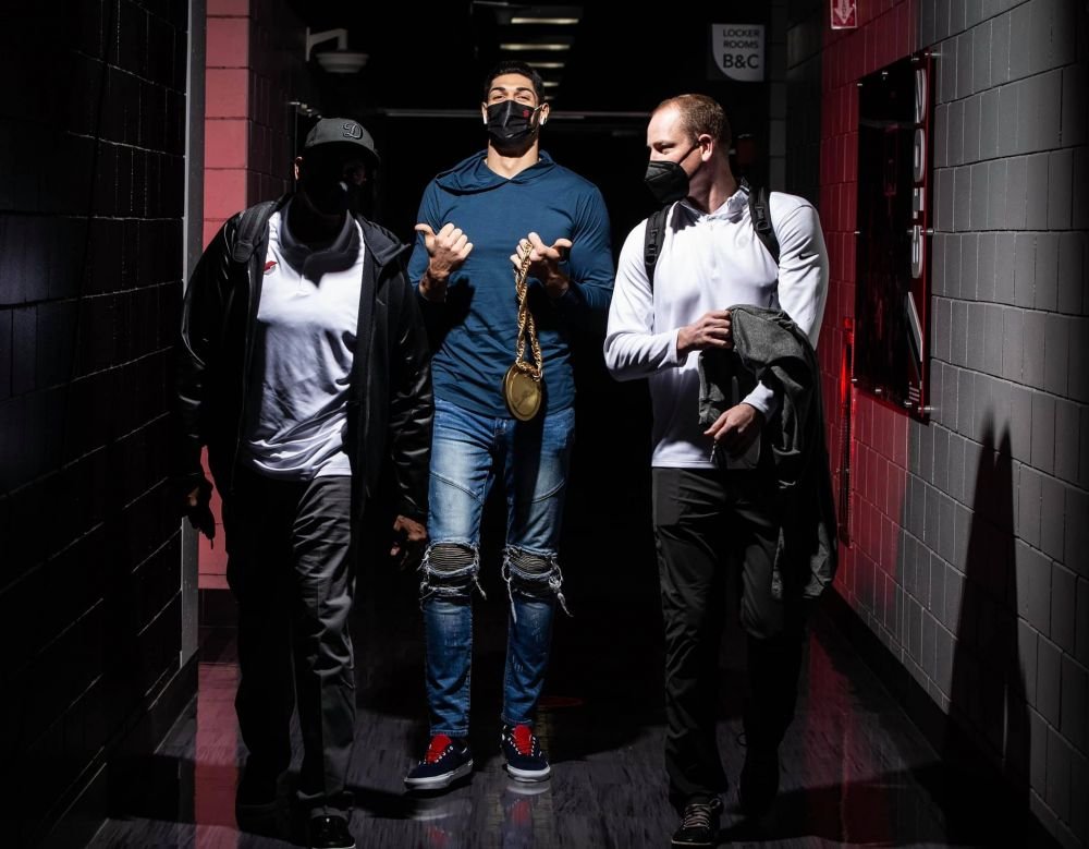 Guvernul turc a pus recompensă de 500.000 de dolari pe capul unui baschetbalist din NBA! _7