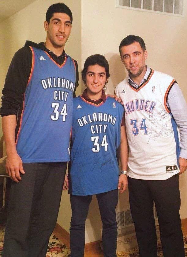 Guvernul turc a pus recompensă de 500.000 de dolari pe capul unui baschetbalist din NBA! _9