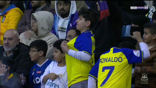 Imagini pentru eternitate: cum au fost surprinși Messi și Ronaldo la probabil ultimul duel direct ca profesioniști_19