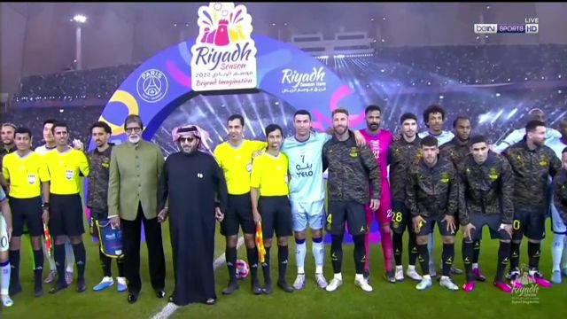Imagini pentru eternitate: cum au fost surprinși Messi și Ronaldo la probabil ultimul duel direct ca profesioniști_30