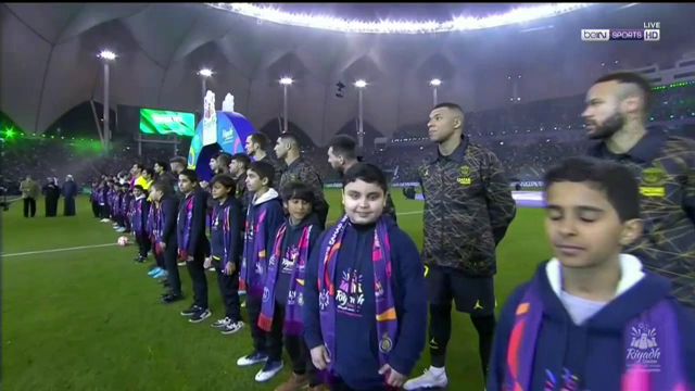 Imagini pentru eternitate: cum au fost surprinși Messi și Ronaldo la probabil ultimul duel direct ca profesioniști_32