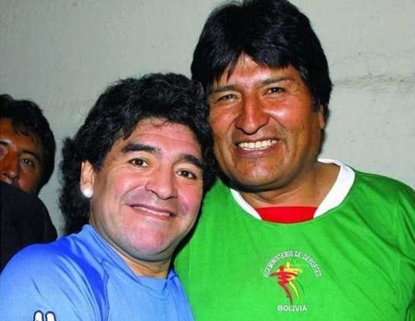 Din președinte de țară președinte de club de fotbal! Prietenul lui Diego Armando Maradona a fost instalat oficial