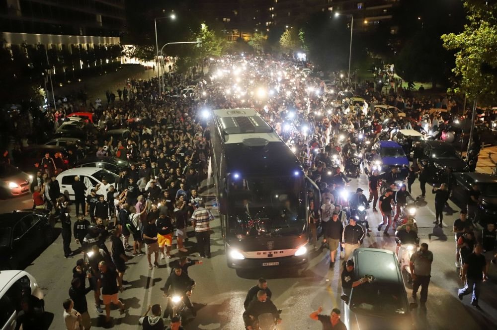 Răzvan Lucescu a ales între fanii lui Rapid și cei ai lui PAOK: 