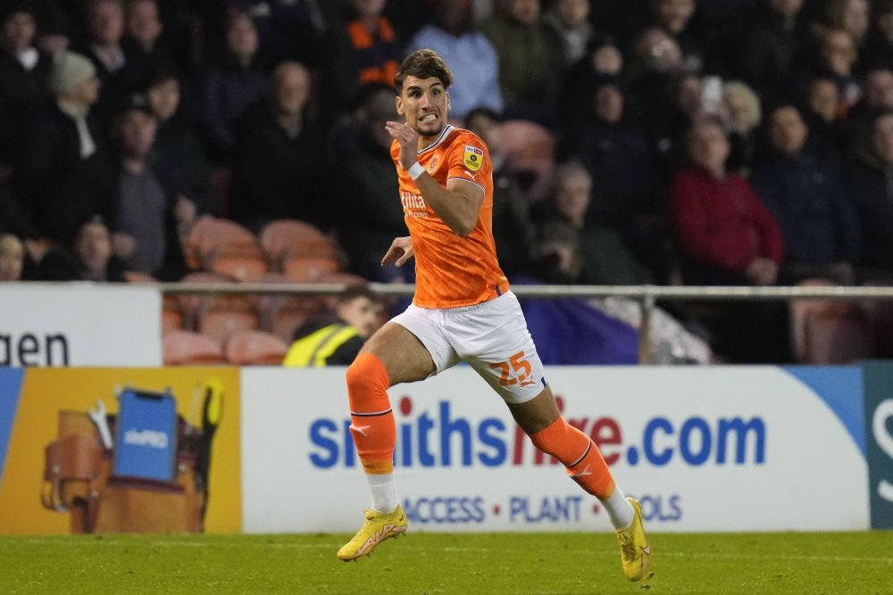 Theo Corbeanu, atacantul român din Premier League, a fost împrumutat de Wolverhampton Wanderers în Germania!_7