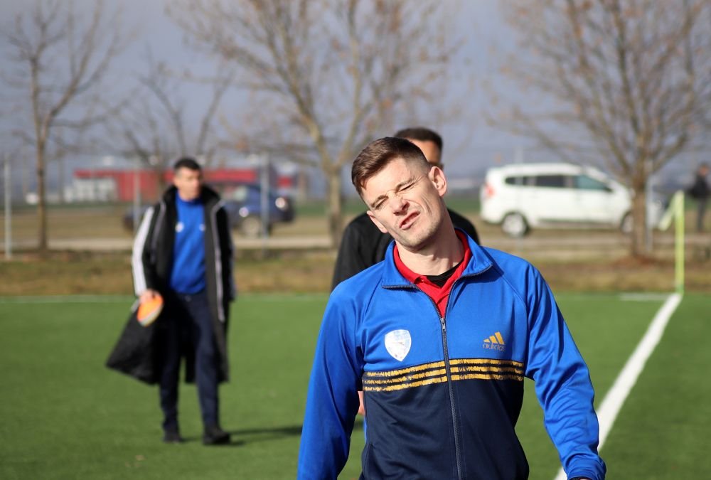 Dinamo nu a reușit să treacă de echipa lui Vali Lazăr în primul meci al anului! A debutat unul dintre ”gemenii golului”_14