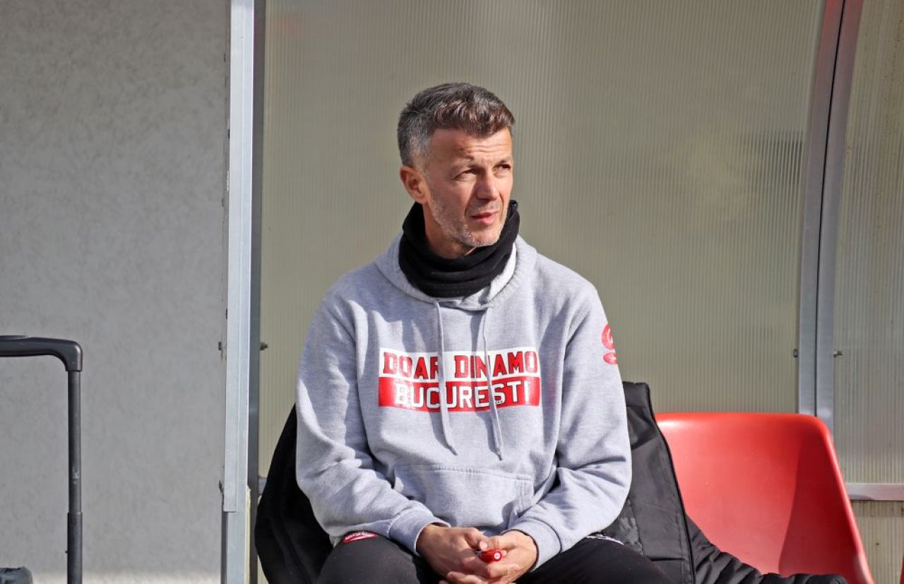Dinamo nu a reușit să treacă de echipa lui Vali Lazăr în primul meci al anului! A debutat unul dintre ”gemenii golului”_16