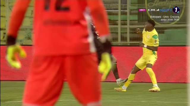 Constantin Budescu a scăpat de un cartonaș roșu în CS Mioveni - Petrolul! Intrare ”horror” asupra unui adversar_5