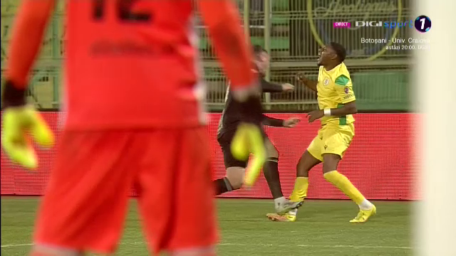 Constantin Budescu a scăpat de un cartonaș roșu în CS Mioveni - Petrolul! Intrare ”horror” asupra unui adversar_17