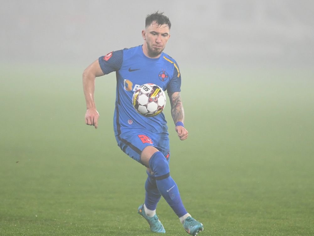Debut 'all-inclusive' la FCSB pentru Deian Sorescu! A fost schimbat la pauză în meciul cu Hermannstadt _6