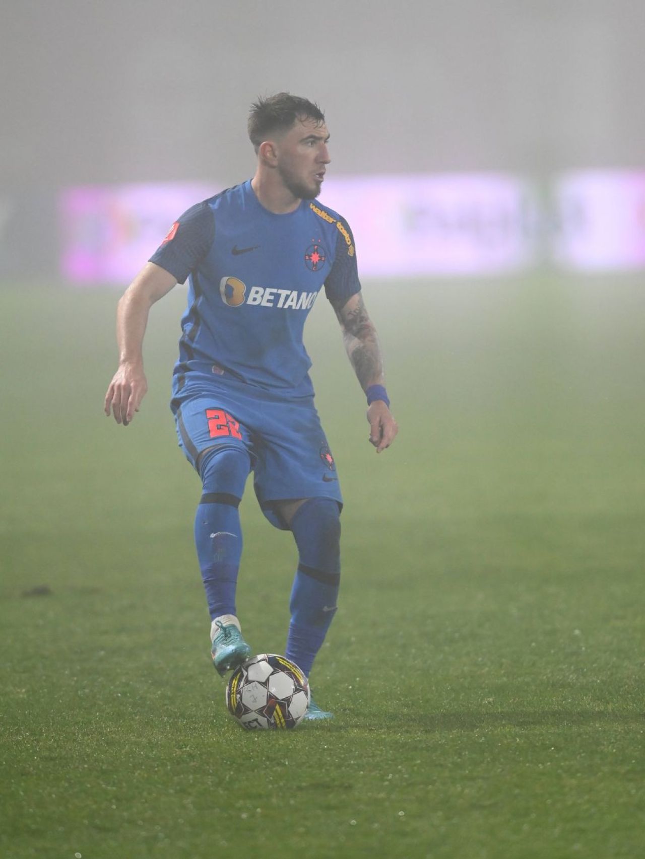 Sorescu, apărat de un fost antrenor al FCSB-ului după ce a fost schimbat la pauză: ”Nu a jucat prost! Să nu fie o accidentare”_1