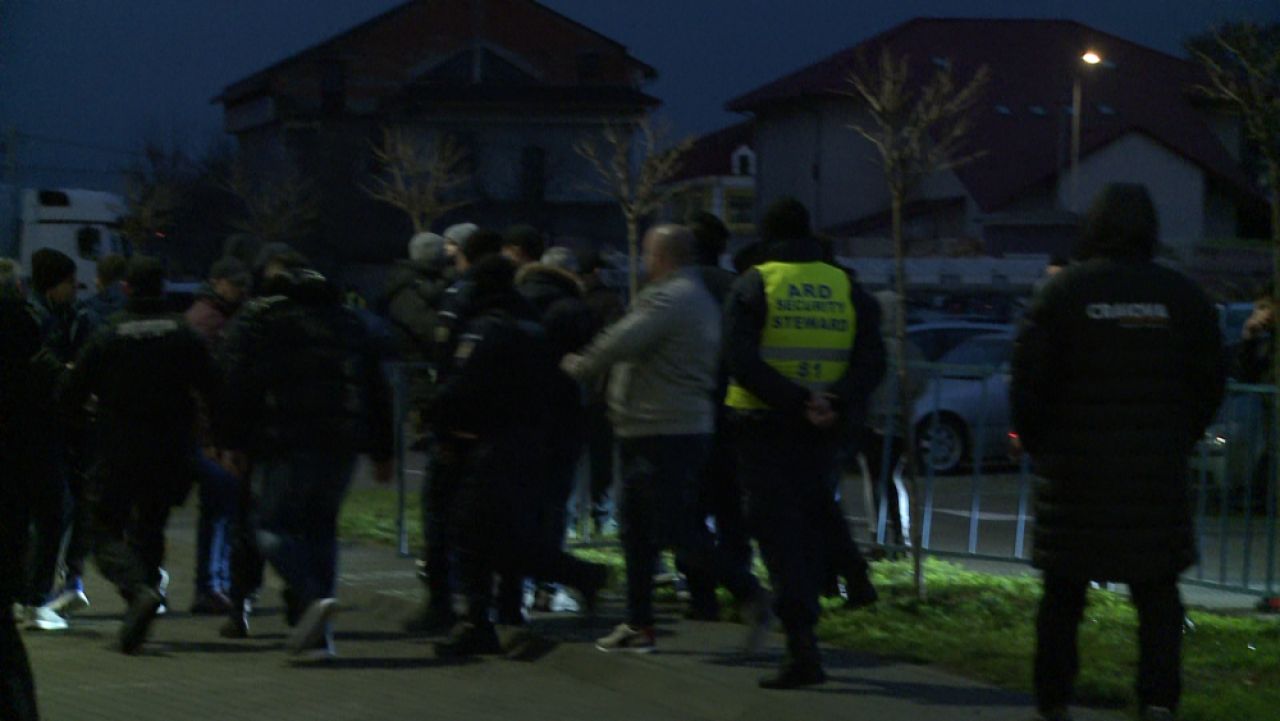 Mititelu reacționează după ce fiul său a sărit la bătaie cu liderul galeriei: