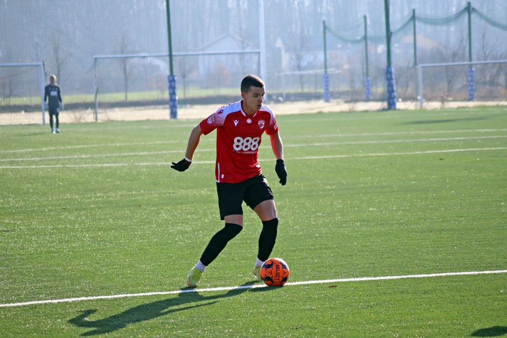 Mudryk de România! Un fotbalist român se antrenează de trei ori pe zi și copiază stilul de joc al starului de la Chelsea_15